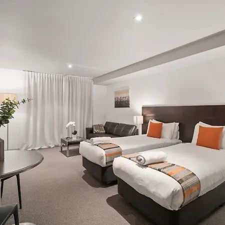 Lomond Retreat - Near Cbd Executive Apartment